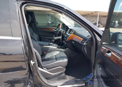 2013 Mercedes-Benz Ml 350 z USA, uszkodzony, nr VIN 4JGDA5JB6DA194881